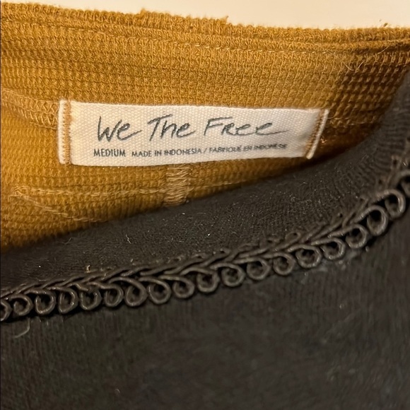 We The Free Neutral Mustard Long Sleeve Crop Knit Top - Picture 2 of 9